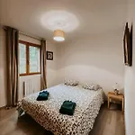 Le Val Suzenay Country house *
